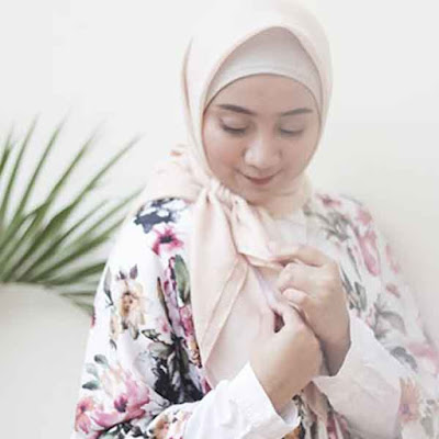 model kerudung segi empat 6