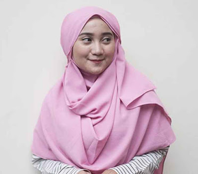 model kerudung syar'i 4
