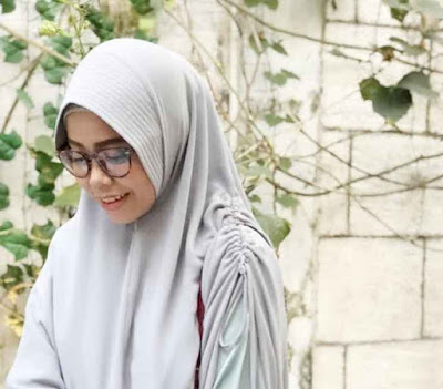 model kerudung syar'i 9