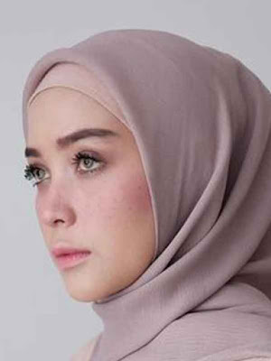 model kerudung wisuda 5