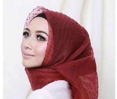 model kerudung organza 3
