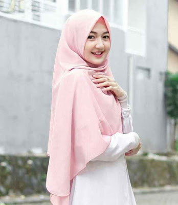 model kerudung panjang 4
