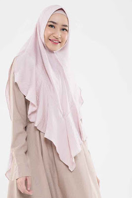 model kerudung umroh 4 model kerudung umroh 4