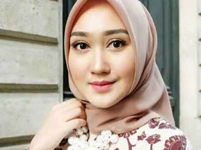 model kerudung untuk wajah lonjong 3