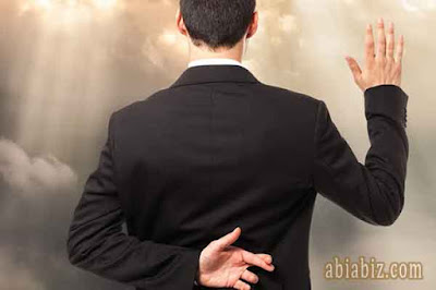 Ciri-ciri Orang Munafik