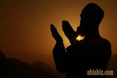 Kumpulan Hadits Tentang Berharap Kepada Manusia